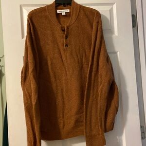men’s sweater